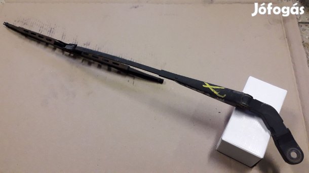 Suzuki Vitara Első Ablaktörlő Kar