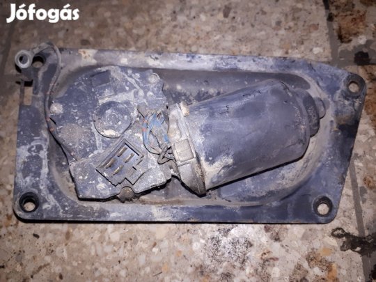 Suzuki Vitara Első Ablaktörlő Motor