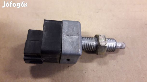 Suzuki Vitara Féklámpa Kapcsoló