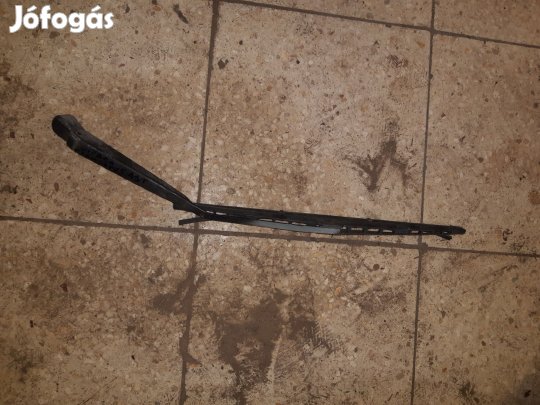 Suzuki Vitara Hátsó Ablaktörlő Kar