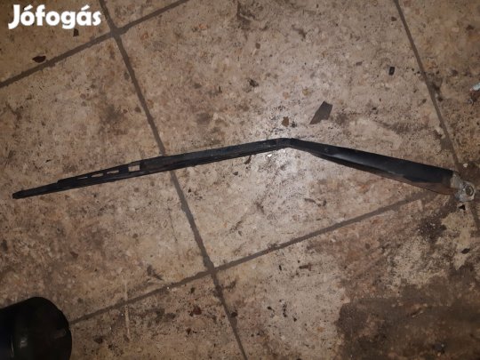 Suzuki Vitara Hátsó Ablaktörlő Kar