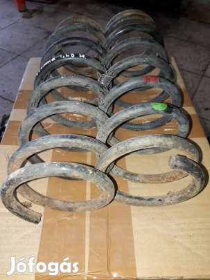 Suzuki Vitara Hátsó Rugó