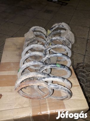 Suzuki Vitara Hátsó Rugó Pár