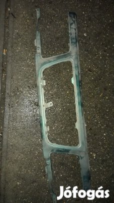 Suzuki Vitara Homlokfal