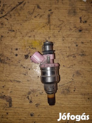 Suzuki Vitara Injektor / Porlasztó / Befecskendező