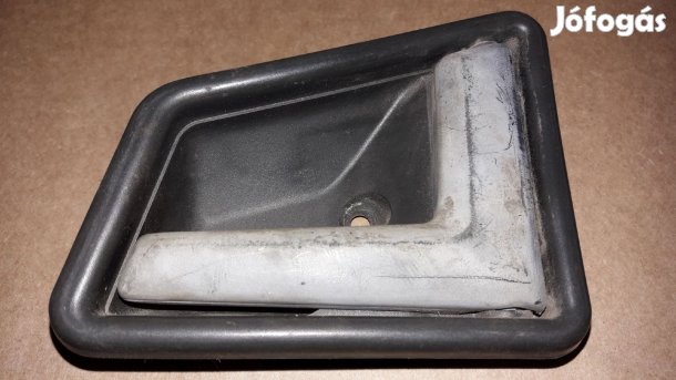 Suzuki Vitara Jobb Belső Ajtókilincs