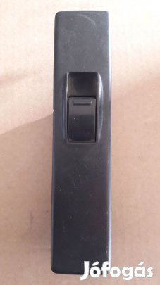 Suzuki Vitara Jobb Első Ablakemelő Kapcsoló