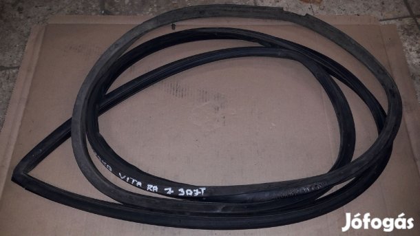 Suzuki Vitara Jobb Első Ajtó Gumikéder