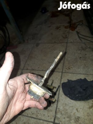 Suzuki Vitara Jobb Első Ajtó Nyitáshatároló