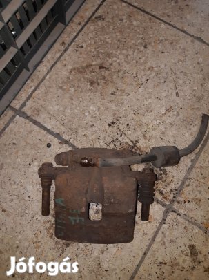 Suzuki Vitara Jobb Első Féknyereg