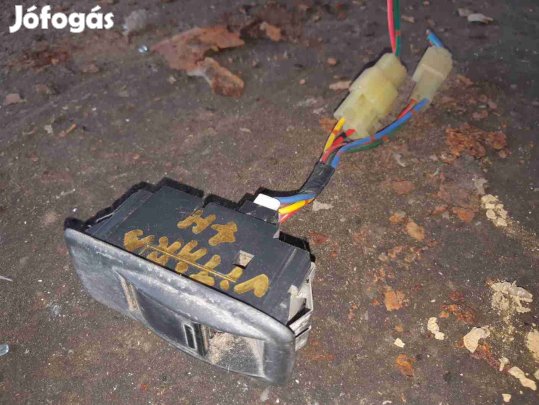 Suzuki Vitara Jobb Hátsó Ablakemelő Kapcsoló