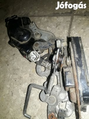 Suzuki Vitara Jobb Hátsó Ajtó Zárszerkezet + Központizár Motor