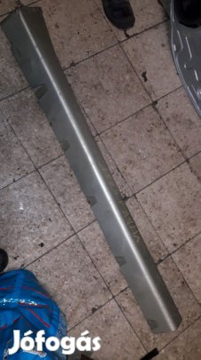 Suzuki Vitara Jobb Küszöb Burkolat
