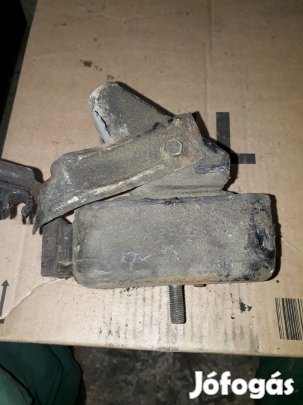 Suzuki Vitara Jobb Motortartó Bak