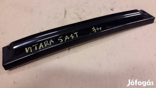 Suzuki Vitara Jobb 'D' Oszlop Külső Burkolat