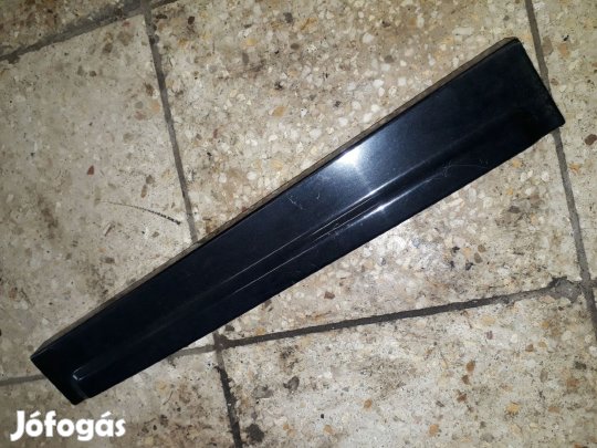 Suzuki Vitara Jobb 'D' Oszlop Külső Burkolat