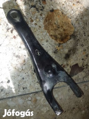 Suzuki Vitara Kuplung Kinyomó Villa