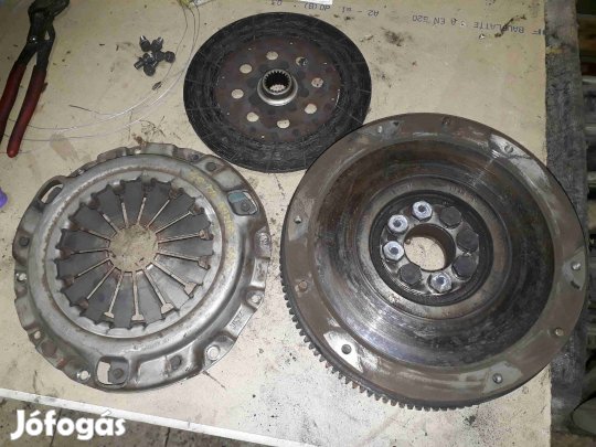 Suzuki Vitara Kuplung Szett + Kettőstömegű Lendkerék