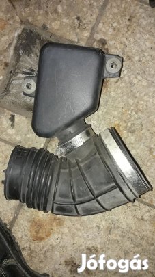 Suzuki Vitara Levegőcső + Zaj Csökkentő