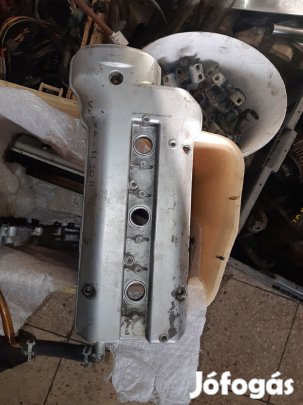 Suzuki Vitara Szelepfedél