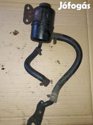 Suzuki Vitara Szervó Olaj Tartály