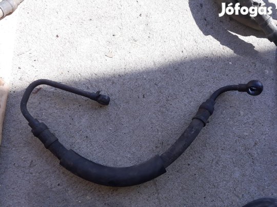 Suzuki Vitara Szervócső