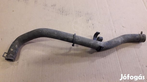 Suzuki Vitara Vízcső