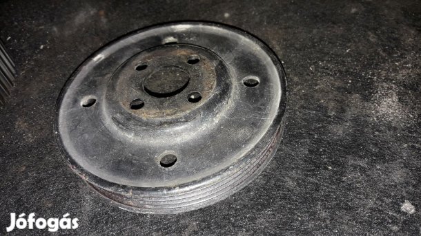 Suzuki Vitara Vízpumpa Szíjtárcsa