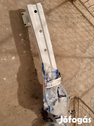 Suzuki Vitara hátsó lökhárító tarto