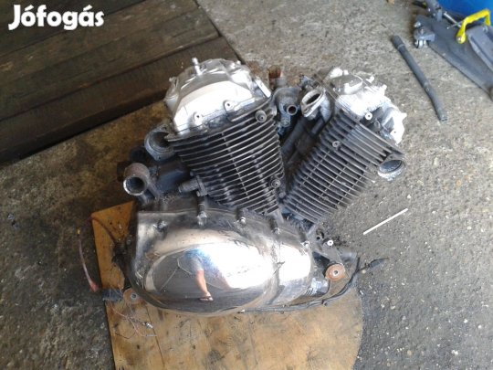 Suzuki Vzr , M blokk