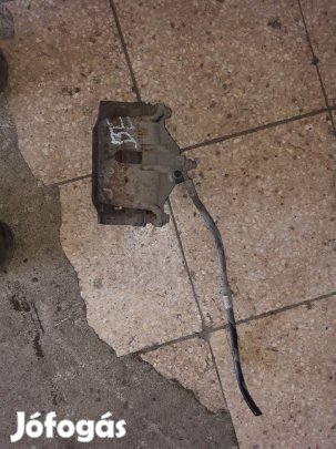 Suzuki Wagon R+ 98-10 Bal Első Féknyereg