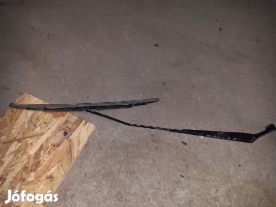 Suzuki Wagon R+ 98-10 Jobb Első Ablaktörlő Kar