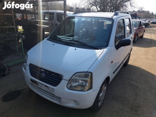 Suzuki Wagon R+ karosszéria elemei fehér