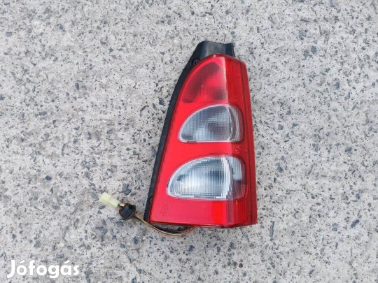 Suzuki Wagon R jobb hátsó lámpa 