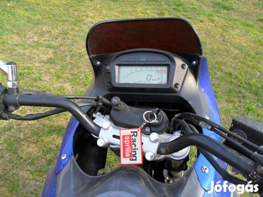 Suzuki Xf 650 Freewind Műszerfal és tank idom eladó