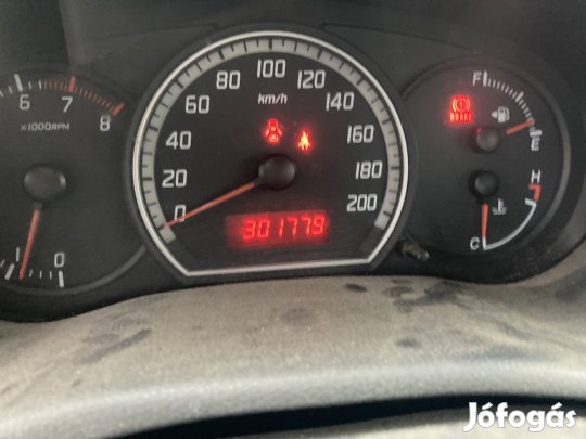 Suzuki swift benzin/gáz vonóhorog 1,5 év műszaki
