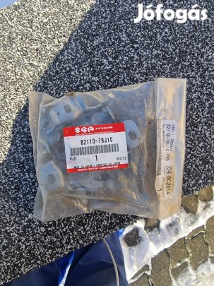 Suzuki sx4 1.gen motorháztető zárszerkezet