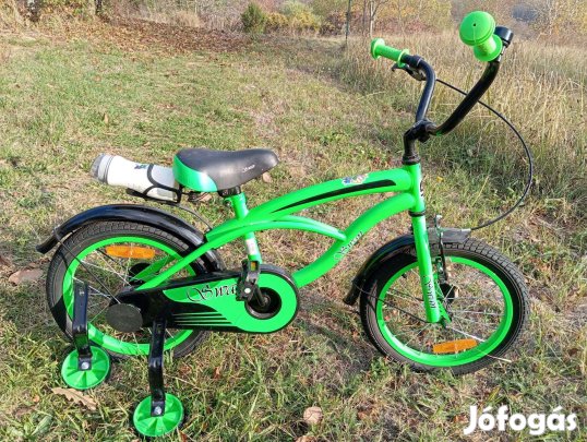 Swan gyermek kerékpár. 16"-os. Új! kulaccsal. Pótkerékkel, dobozában