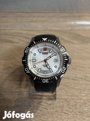 Swiss Military Hanowa Patrol Swiss Made búvár stílusú karóra