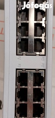 Switch 24 port 10/100 programozható 3COM 3300 TM