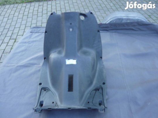 Sym Jet Euro X 2T 50 térdidom térddel szembeni idom belső térdvédő