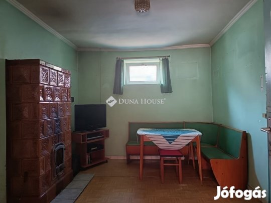Szabadbattyáni eladó 74 nm-es ház