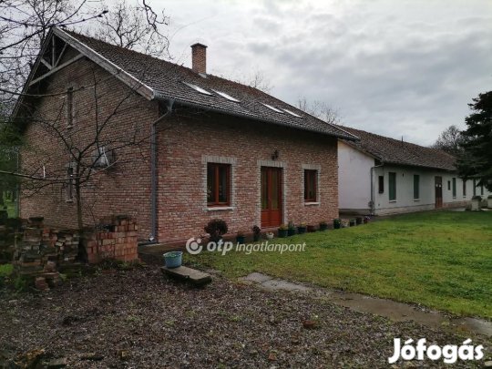 Szabadkígyósi eladó 128 nm-es ház