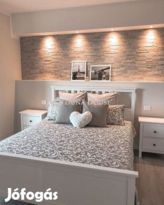 Szadai 320 nm-es ház eladó