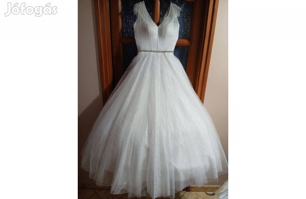 Szalagavató, menyasszonyi ruha