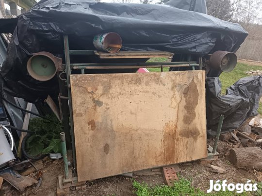 Szalagcsiszoló gép