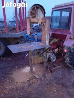Szalagfűrész traktorra kardános
