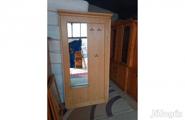 Szállítás megoldható Fenyő előszobafal 10 db egyforma k419