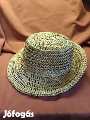 Szalma kalap eladó !