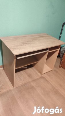 Számítógép asztal